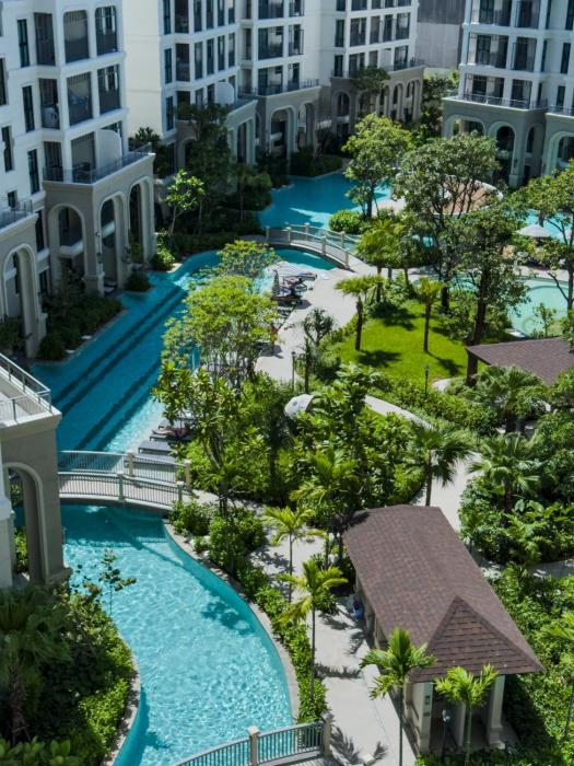 Legendary F705 - Top floor family 1BR - The Title Legendary by UNO