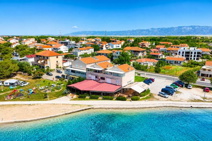 Renovated Beachfront Apartment - Zadar - Privlaka
