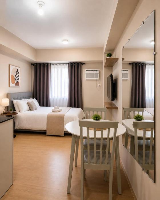 The 3 Sissys Condo