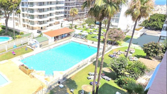 Puerto Marina Studio 2 with seasona pool and sea views Just steps form Puerto Marina and the beach by NAMASTE ELITE