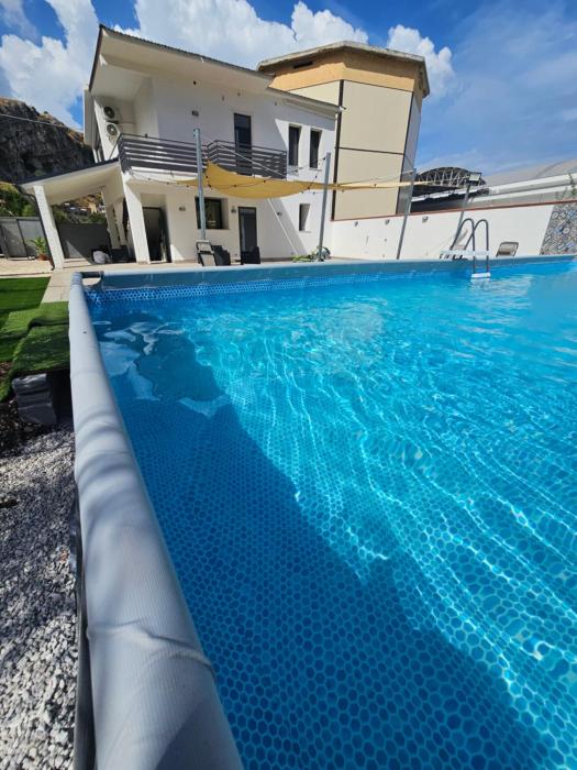 Isolarentalcar Apartment