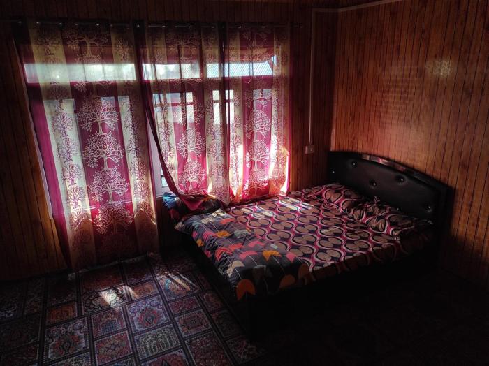 Alpine Adventures Guest House Gurez