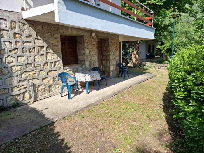 Srebrno jezero, "Beli Bagrem" soba sa posebnim ulazom iz dvorišta