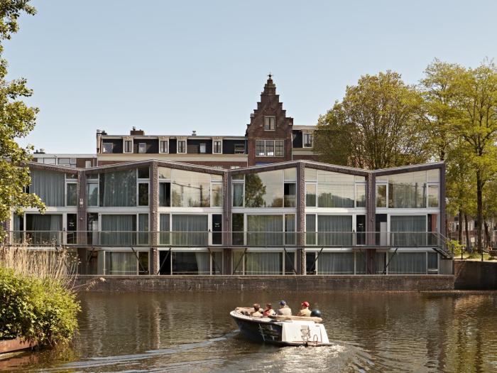 YAYS Amsterdam Prince Island by Numa