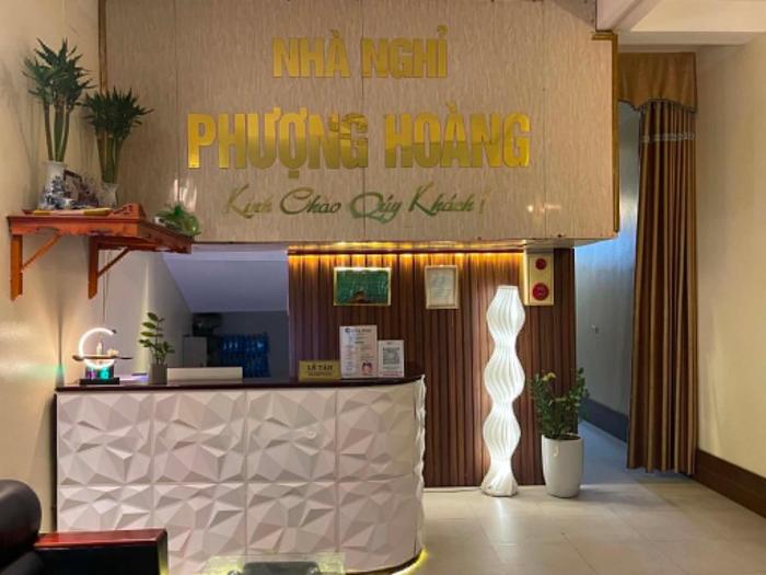 Nhà Nghỉ Phượng Hoàng