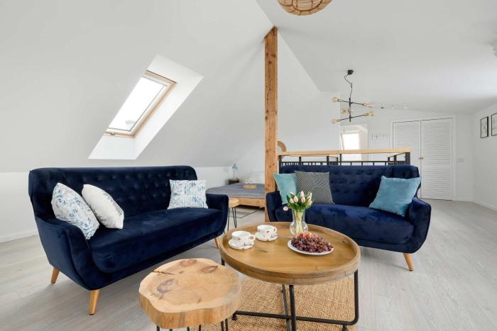 Comfortable Apartment with Parking Near the Sea by Noclegi Renters