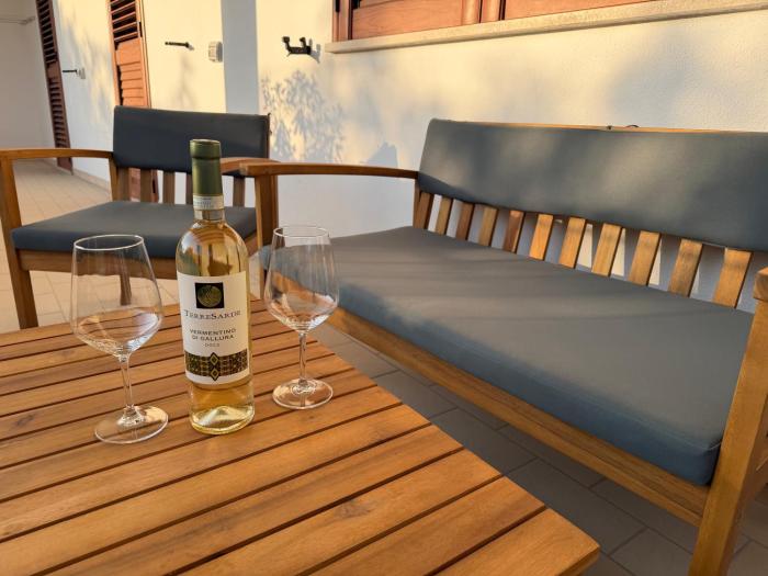 Casa 6 posti con terrazza BBQ - 10 min dal Poetto