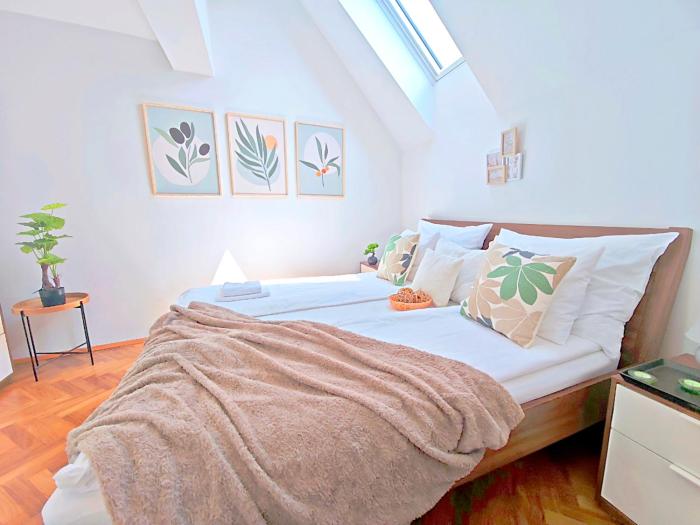 Chic & Bright Vinohrady Penthouse