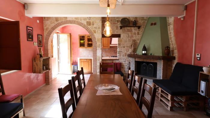 Casa Menestra