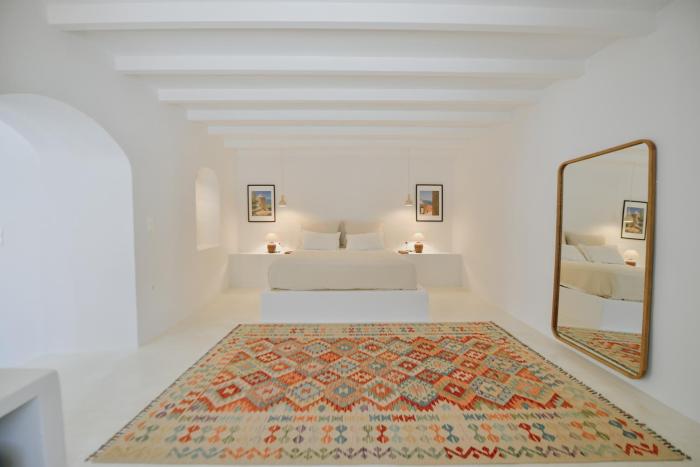 Hydra Hospitality Nest Apartment