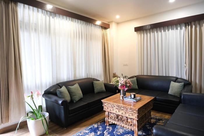 Rafom Ri-khang, Modern Luxury 3BHK Retreat