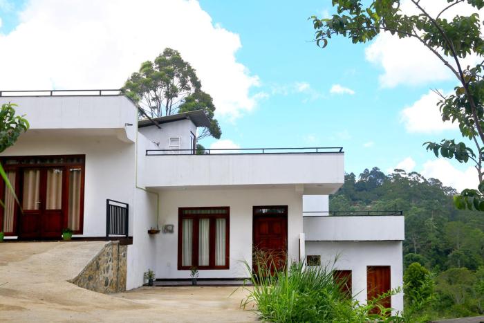 Lush Home