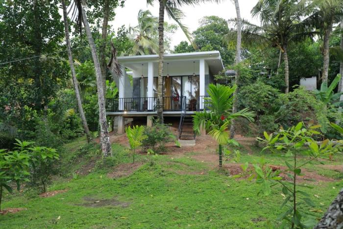Kadol River Villa