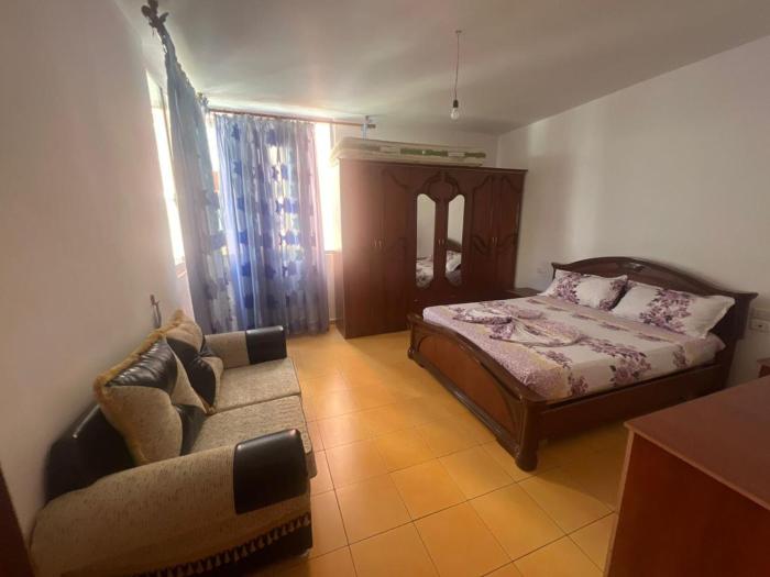 Shengjin Apartment Near the Beach