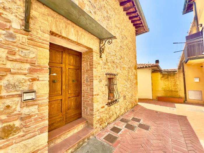 La Pietra Antica Casa nelle Mura Medievali