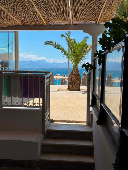 Eves house 7 - sea view