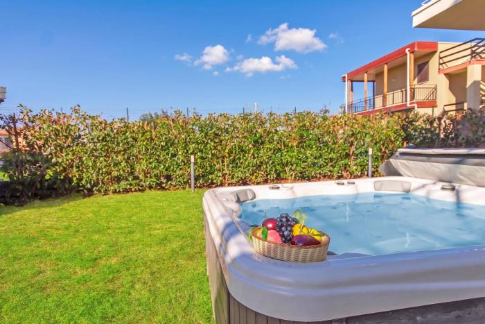 Casa Smeralda a 200m From The Sea - Happy Rentals
