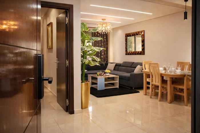 Fully equipped apartment balcony pool near the beach