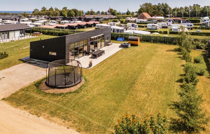 Gorgeous Home In Odder With Wifi