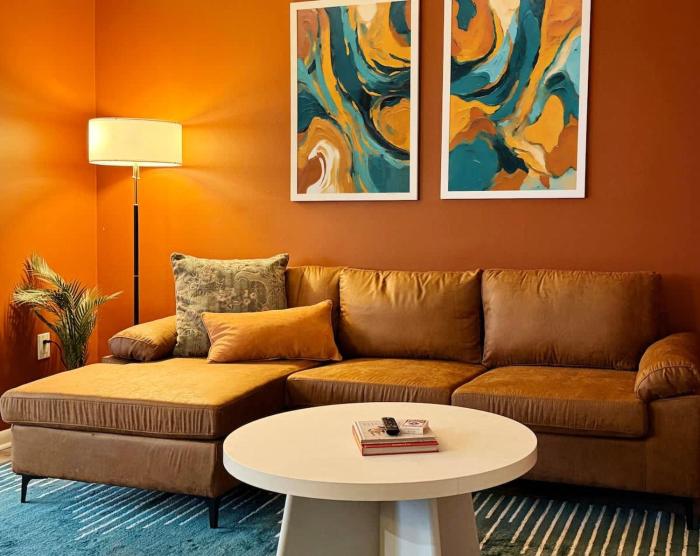 Downtown Double King Apt Walkable Everything