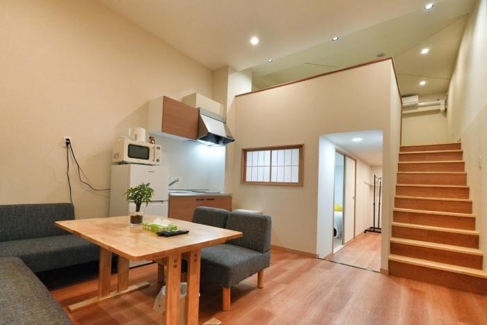 BSY101 Iriya 4 Min, Walk to Ueno, Spacious 3BR Duplex, Sleeps 9