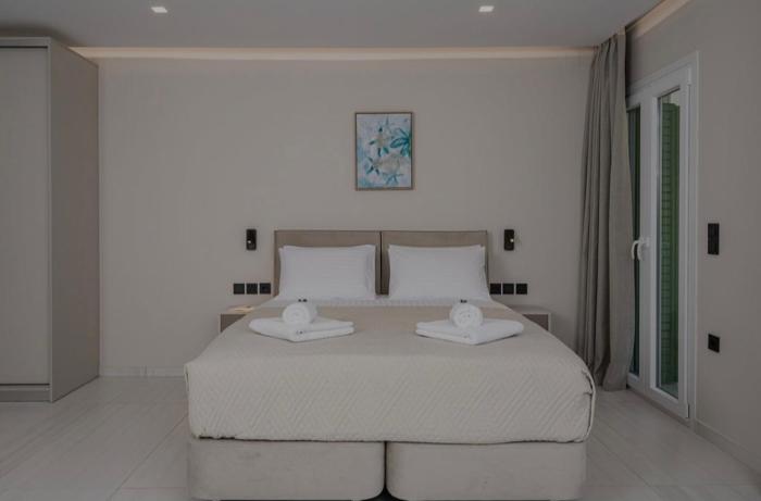 Dimitra Suites