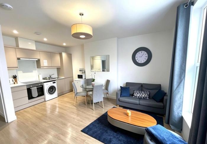 La Fontaine Court Apartments - Aldershot