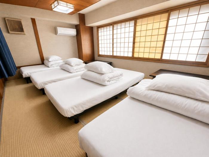 Osaka Guesthouse Sakura