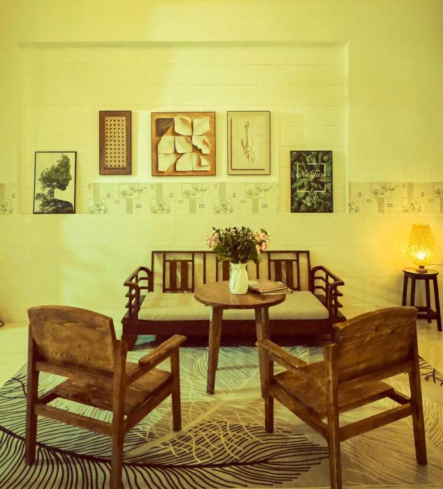 Ngôi nhà bên cạnh bãi biển, NỒM HOME