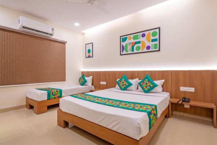 Treebo Arastu Elite Inn, Lakdikapul Near Nampally Station
