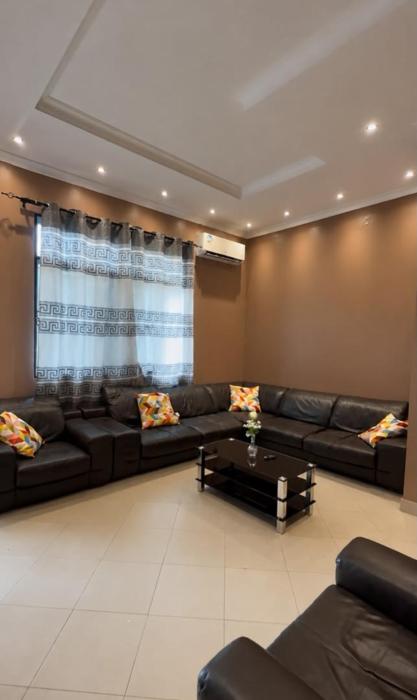 Desire executive inn ltd