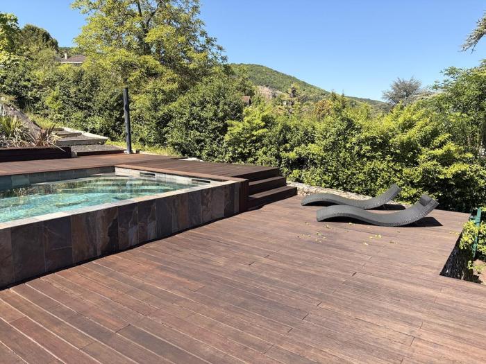 Nature, piscine, sauna en hiver, salle de sport