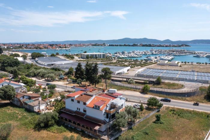 Villa Dalmatia Sukosan - Harbour Breeze Apartments