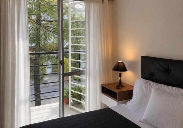 Loft luminoso con balcón y entrada independiente