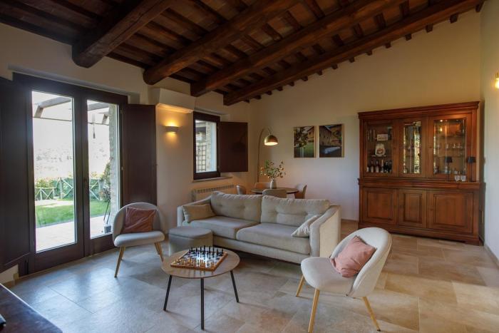Peaceful Umbria views & heated infinity pool