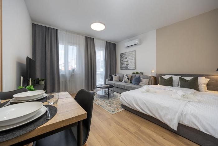 Premium Studio, Old Town with AC