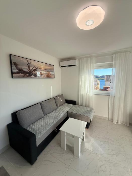 Apartmani Lucija 3