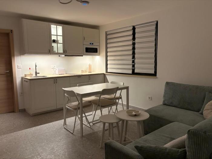 Apartment 45