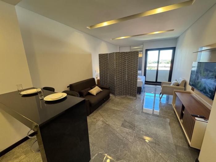 Experience Luxury in the Heart of Santa Cruz