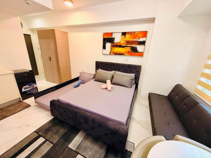 Top Hotel in Eastwood - Eastwood Hotel Suite A - By Fal Premiere