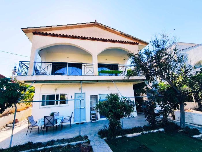 Harmonys House