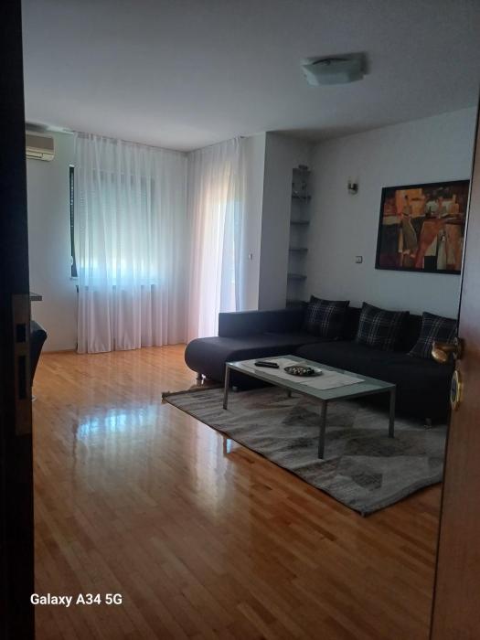 Prime Neighborhood Apartment
