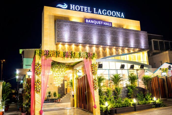 Hotel Lagoona and Banquet Hall Near D Mall , Pacific Mall NSP Pitampura