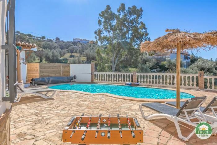 Villa Dos Torres | 4BR Villa Near Sierra Tejeda