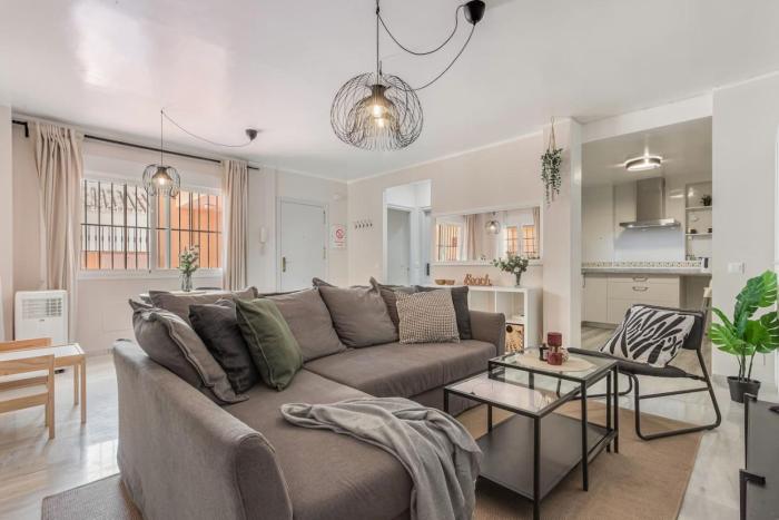 5 Sec to Beach | Modern 2BR Costa Stay