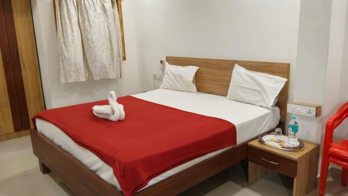 Rayas Inn