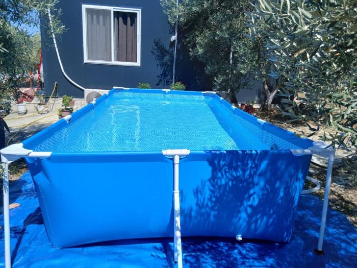 Swimming Pool - Leko House Perondi