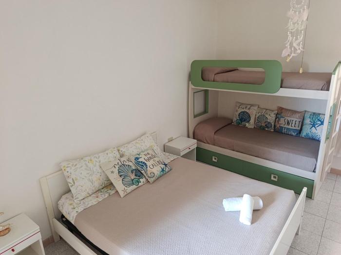 Family&Friends 3 - Cozy Garden 3-Room Guest Suite - Terraced Fruit Garden Quiet Outdoor Relaxation - Spacious group stay - fully equipped & minutes from the sea & beach