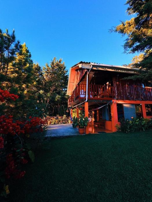 Los Naranjos Cabin