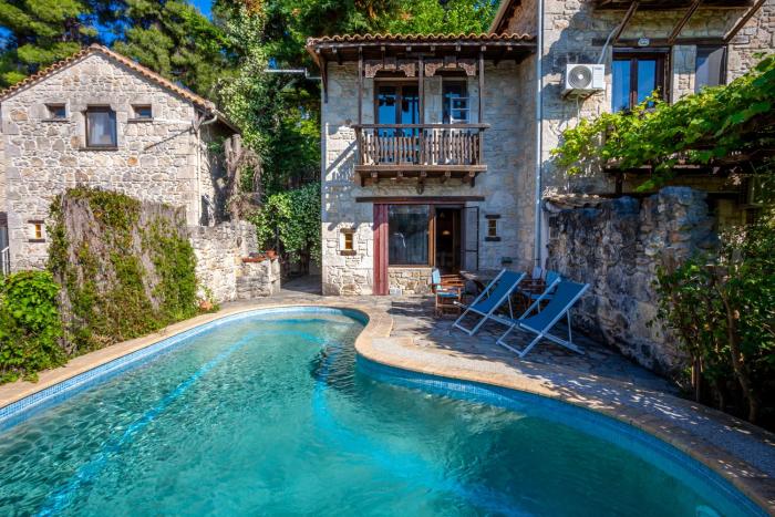 Forest stone Villa with pool